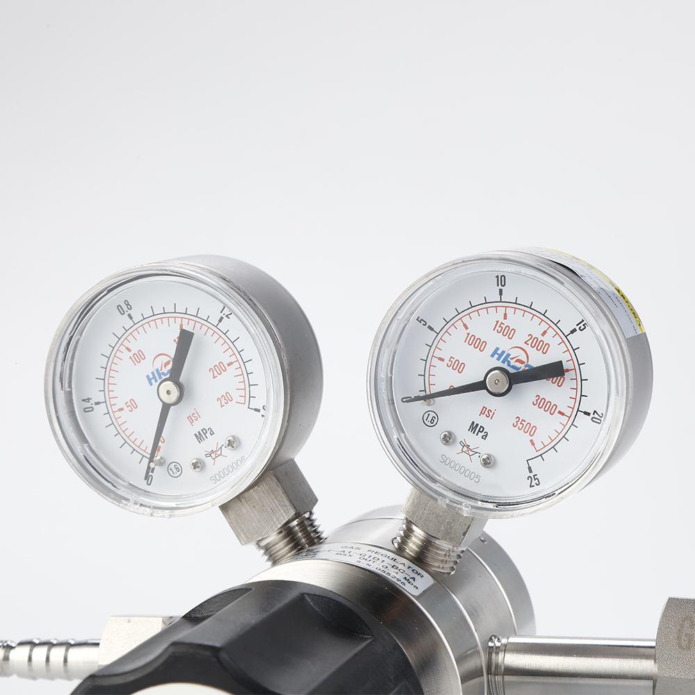 منظم ثاني أكسيد الكربون HC02T  - مراجعة Co2 Regulator Dual Stage وسعره