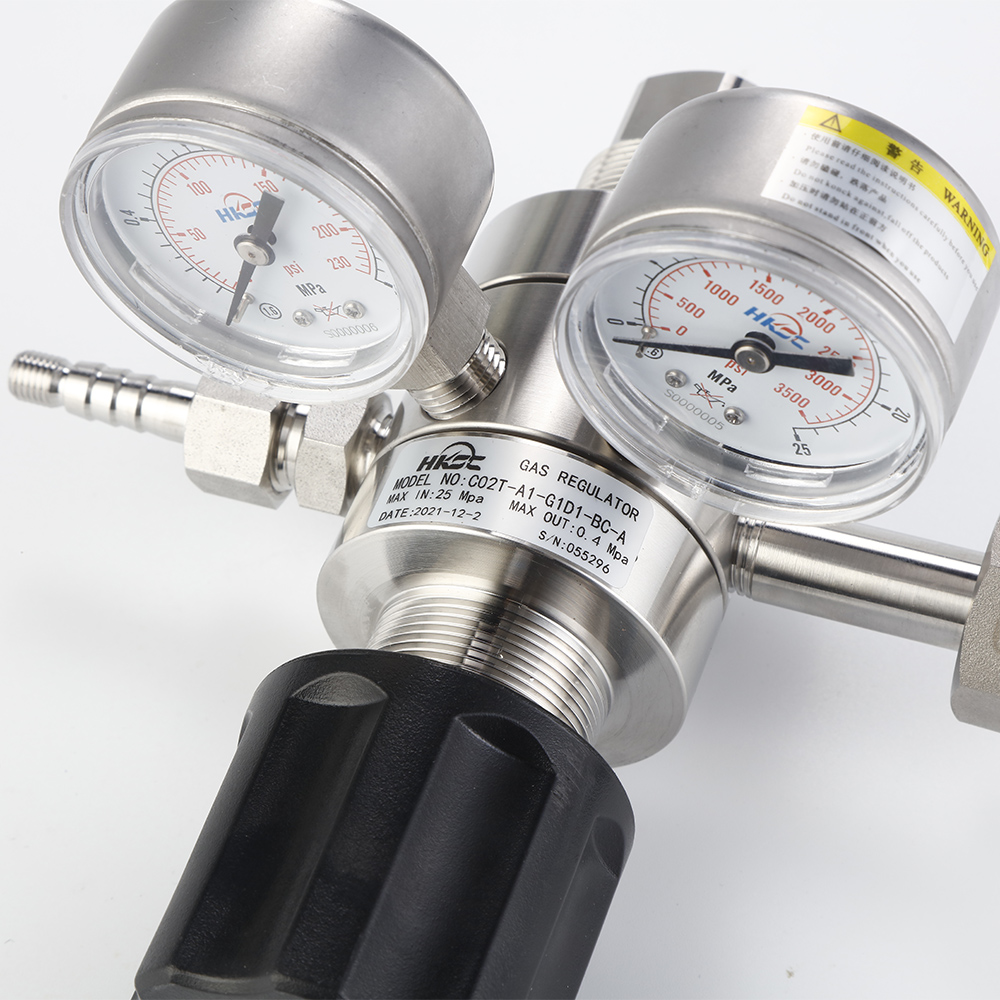 منظم ثاني أكسيد الكربون HC02T  - مراجعة Co2 Regulator Dual Stage وسعره