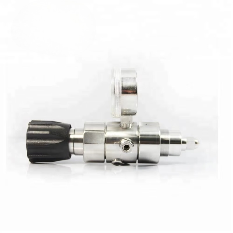 منظم ضغط غاز ثاني أكسيد الكربو - مراجعة Co2 Regulator Dual Stage وسعره