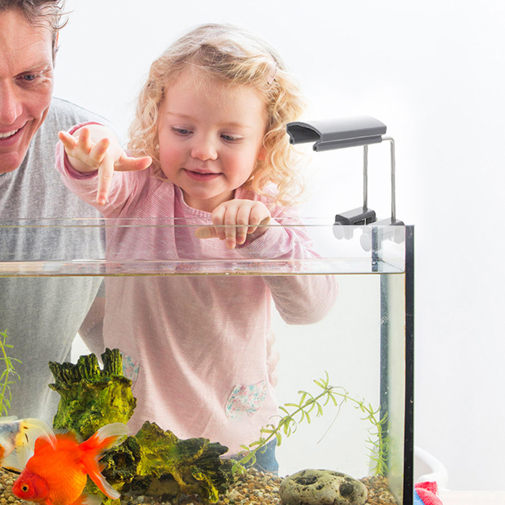 قطعتان من حامل إضاءة حوض السمك - مراجعة Aquarium Plant In Pot وسعره